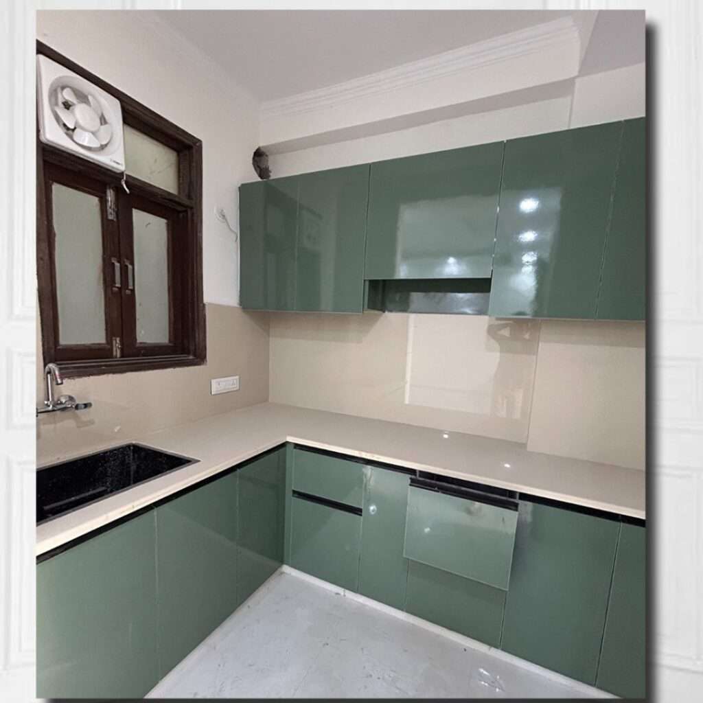 Ready-to-move 3 BHK Flat in Rajpur Extension