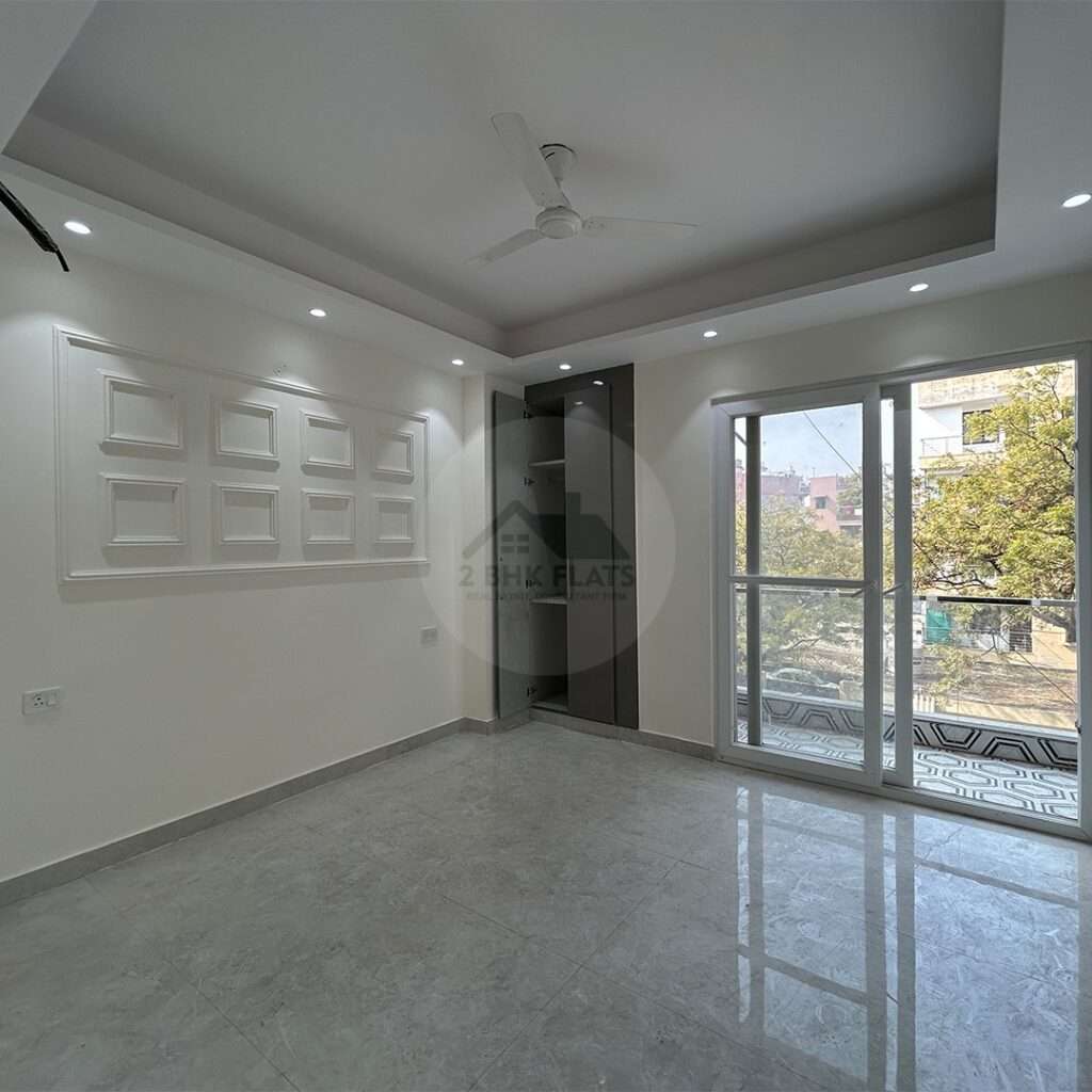 Ready-To-Move 3 BHK Flat In South Delhi